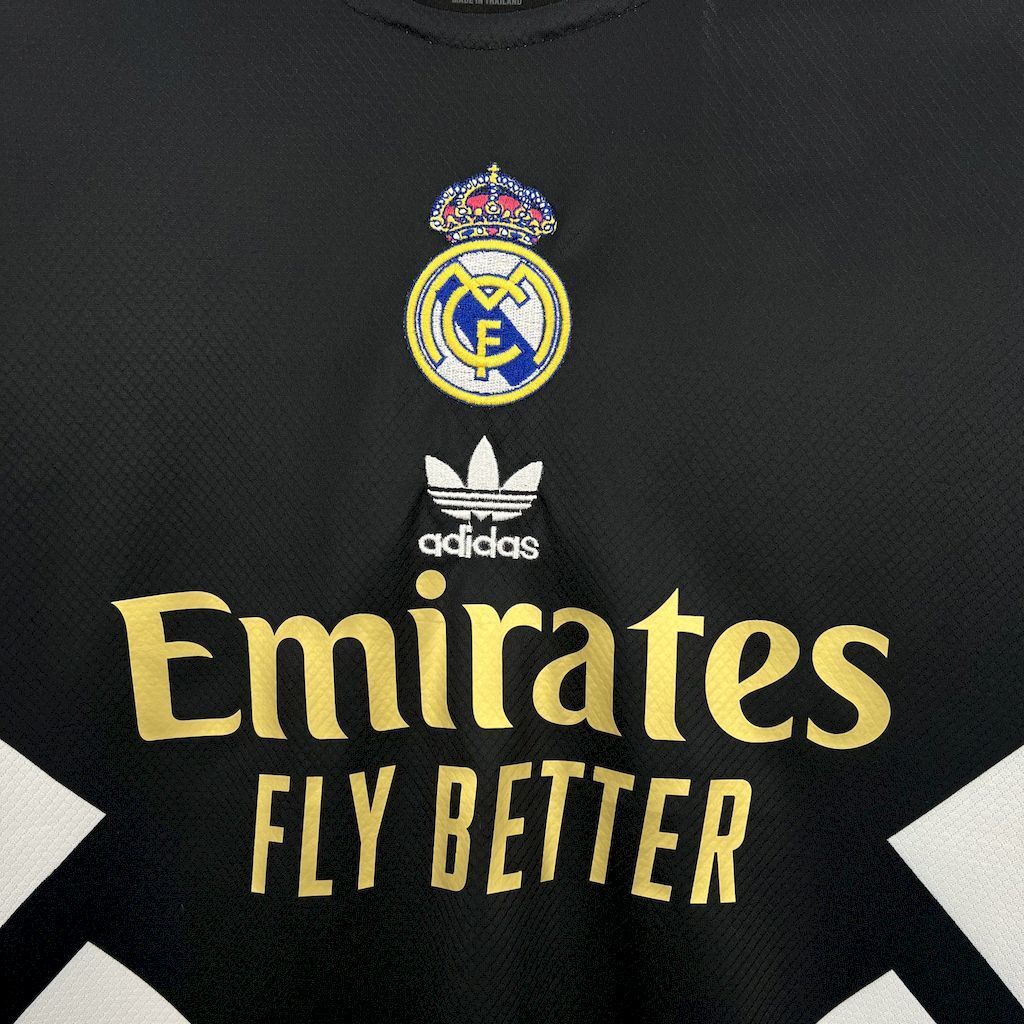 Camisa Real Madrid 2025/26 Preto Celebrativo - Edição Especial