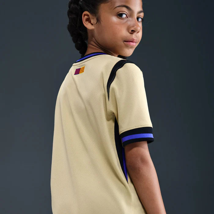 Kit Infantil Barcelona 25/26 Away X Kobe