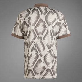 Camisa Bayern de Munique 2025/26 Edição Especial Bege