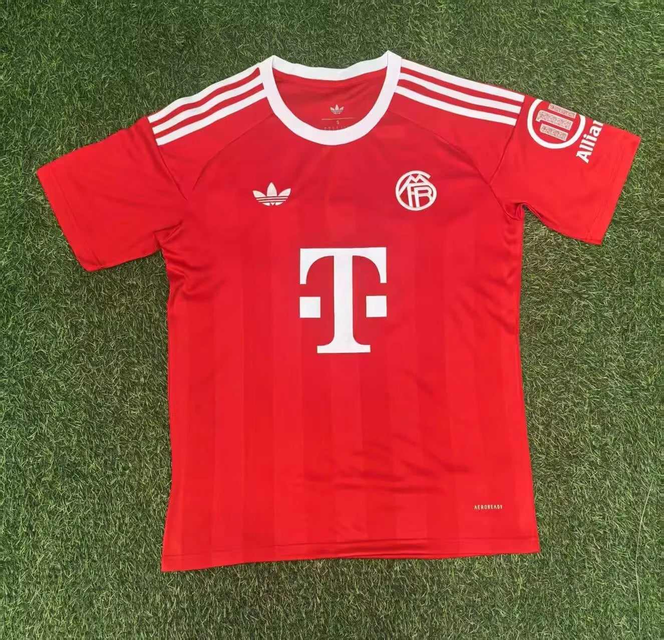 Camisa Bayern de Munique 2025/26 Goleiro - Vermelho - Versão Torcedor