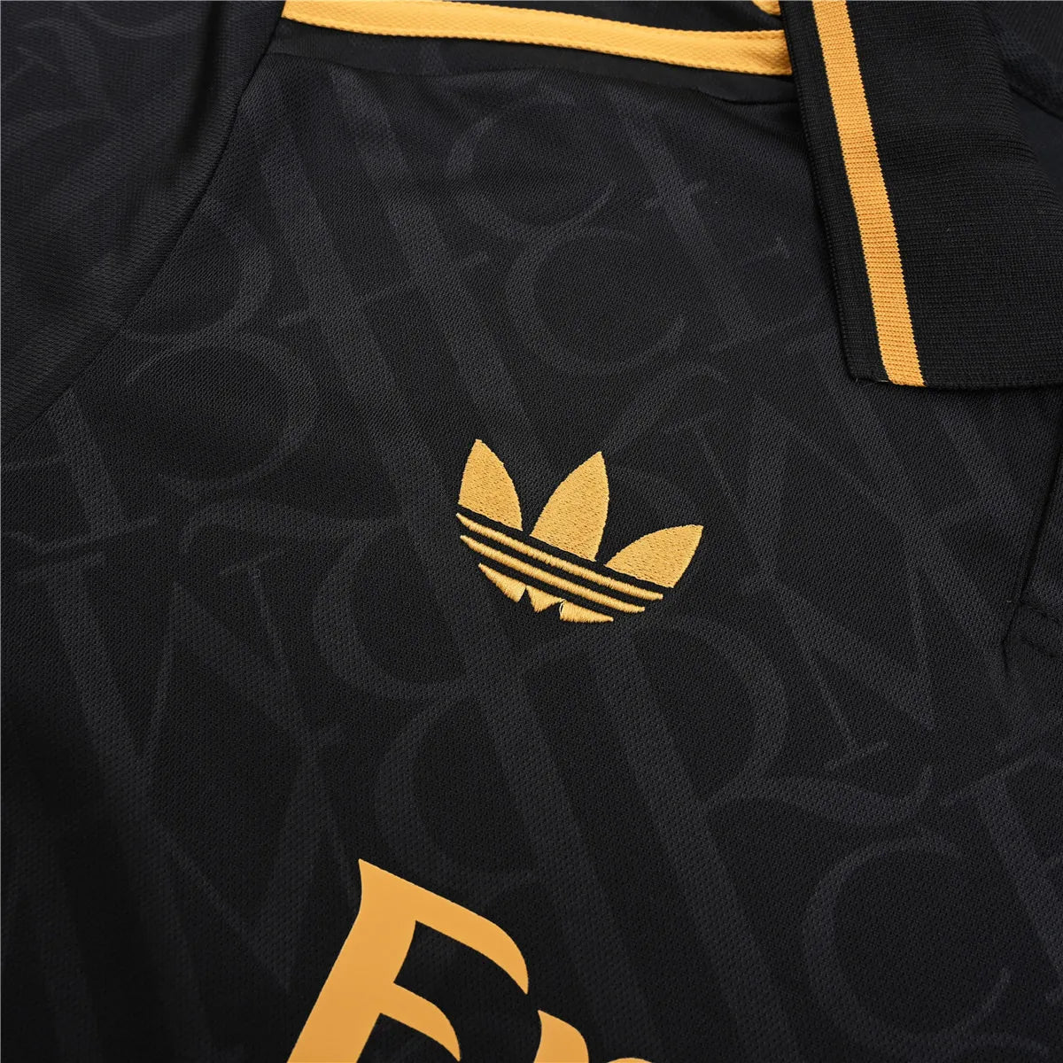 Camisa Real Madrid 2025/26 Edição Polo - Preto/Dourado - Versão Torcedor