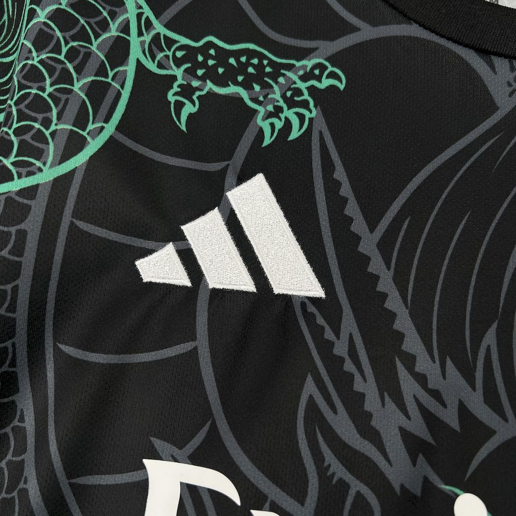 Camisa Real Madrid 2025/26 Green Dragon- Edição Especial
