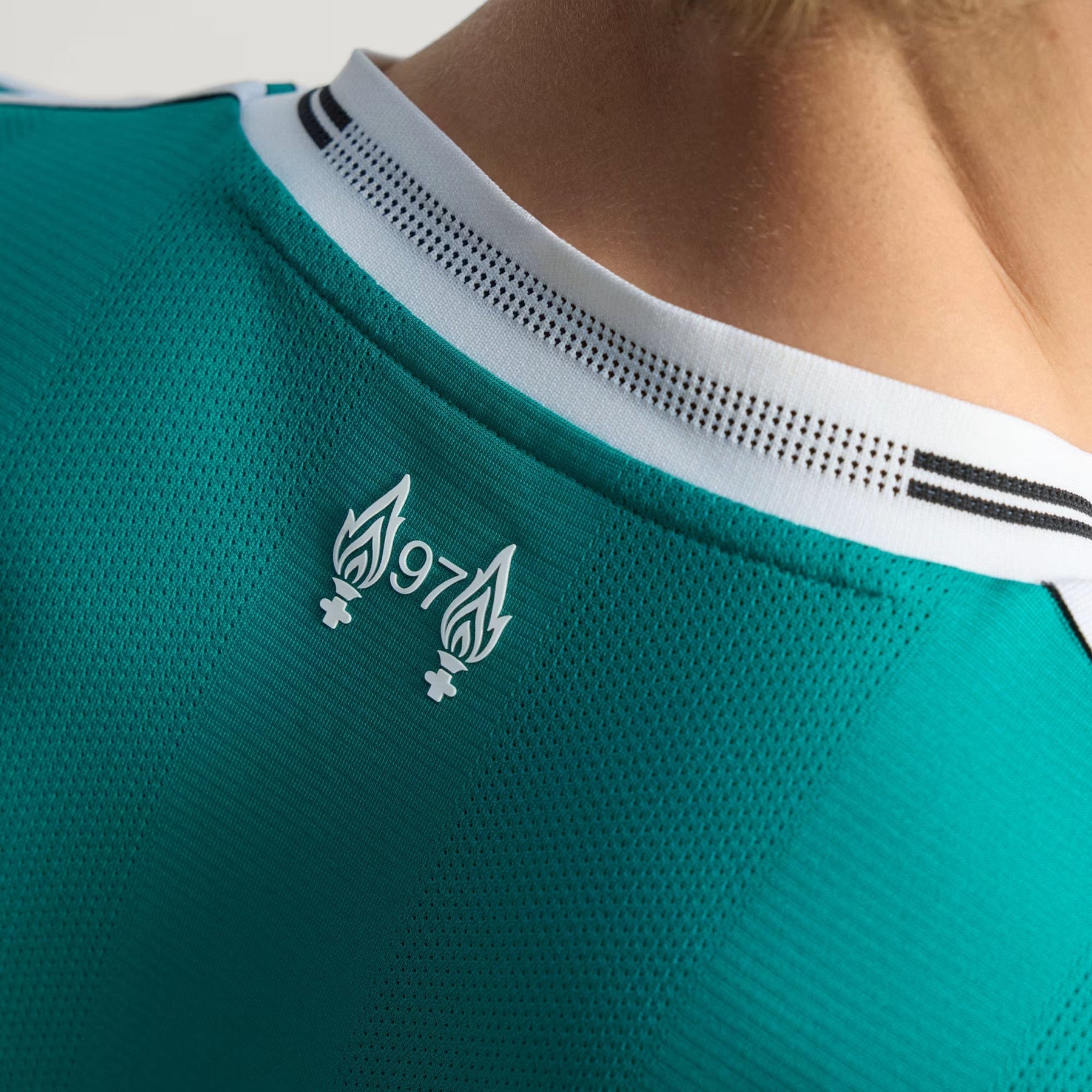 Camisa Liverpool 2025/26 III Third- Versão Jogador