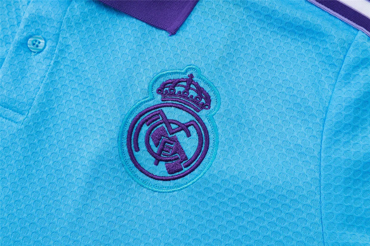 Camisa Real Madrid 2025/26 Edição Polo - Azul Claro - Versão Torcedor