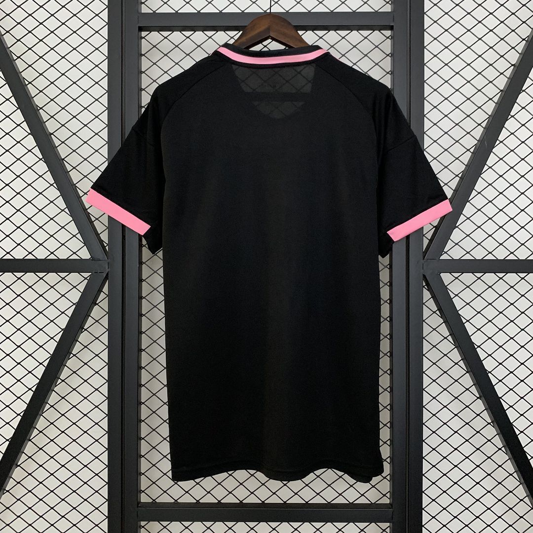 Camisa Real Madrid 2025/26 Pink Snake - Edição Especial