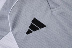 Camisa Real Madrid 2025/26 Edição Polo - Cinza Claro - Versão Torcedor