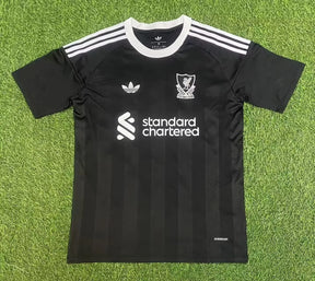Camisa Liverpool 2025/26 Goleiro - Preto - Versão Torcedor